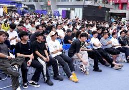 大湾区電(diàn)競(jìng)迷再聚万江，LOL峽(xiá)谷传奇观赛派对落幕