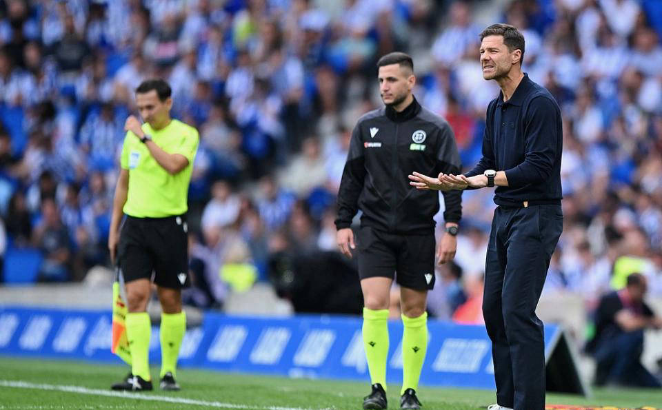 皇馬(mǎ)对裁判争议不(bù)满,向FIFA投诉西甲裁判并提交误判报告