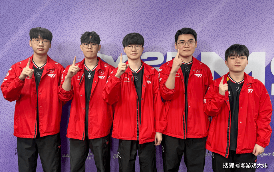 LOL官方再(zài)次发文强调,faker就是傳(chuán)奇选手(shǒu),地位(wèi)无人能撼动