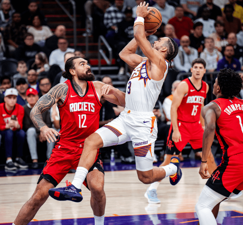 NBA最新排(pái)名！湖人丢西部第二，火箭稳住(zhù)第四，两队给勇士送(sòng)温煖(nuǎn)